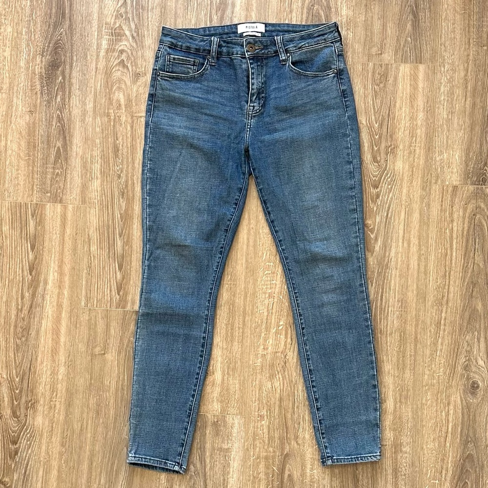 Pistola Revolve High-Rise Stretch Skinny Jeans in Medium Blue Stone Wash Size 29
